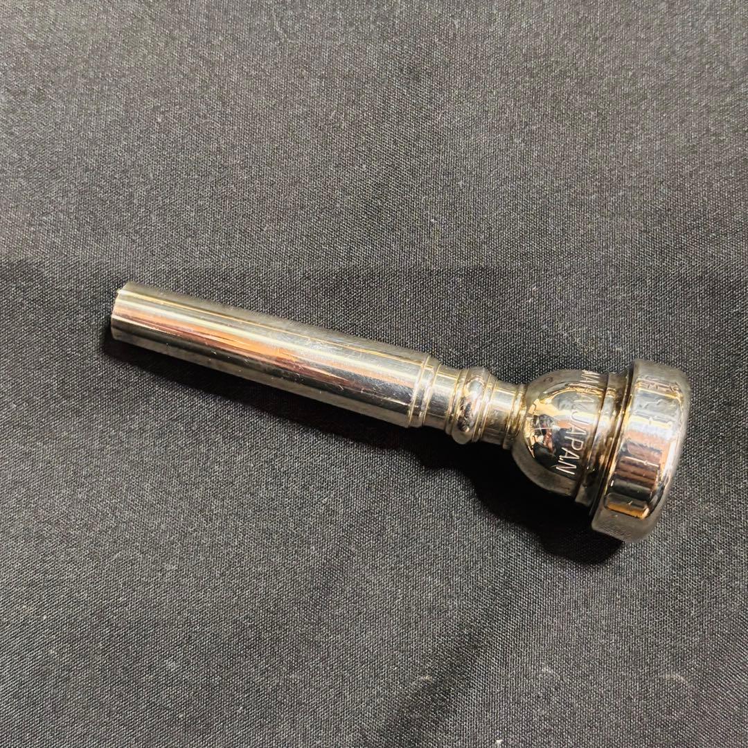 YAMAHA YTR-2320E トランペット 本体 ケース付き