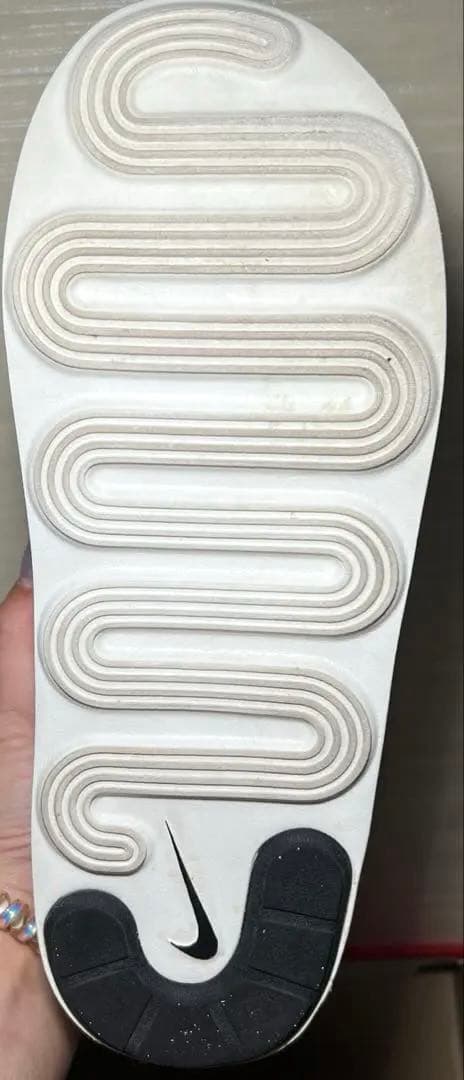 【1回のみ使用】極美品25cm NIKE エアマックス アイラ ブラック