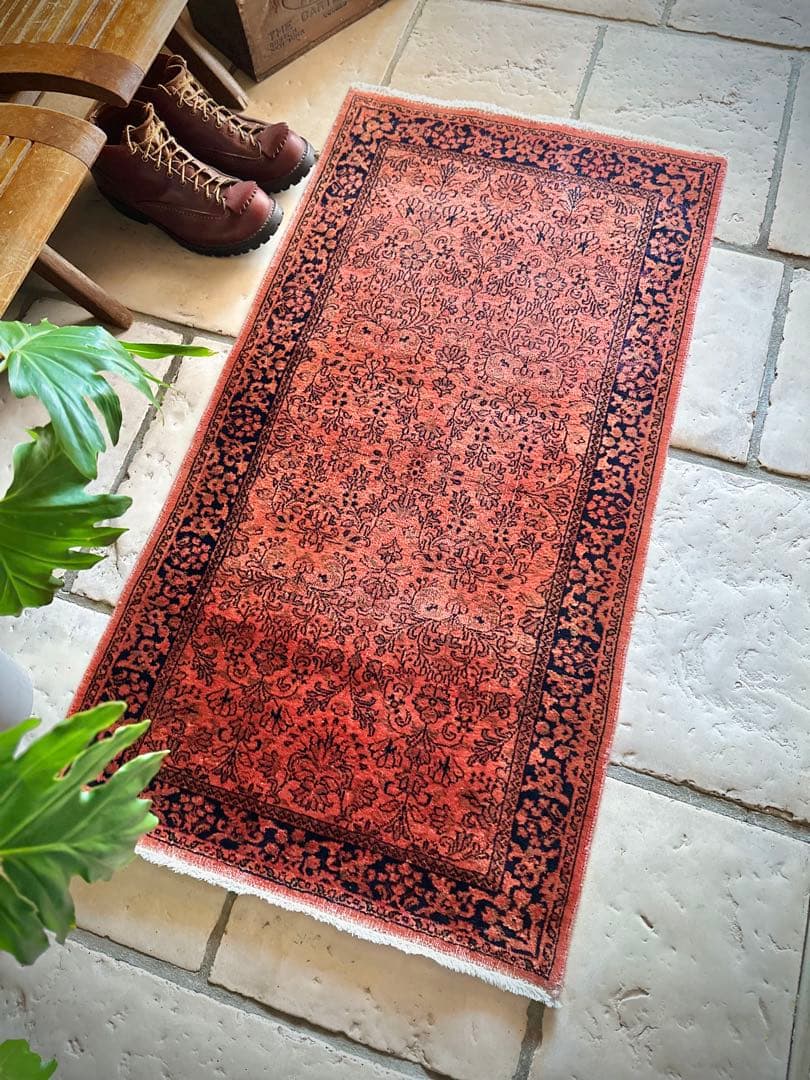 トライバルラグ　ヴィンテージラグ　ペルシャ絨毯　オーバーダイ　プリミティブアート