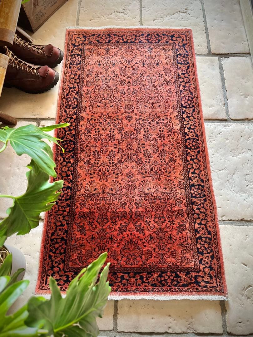 トライバルラグ　ヴィンテージラグ　ペルシャ絨毯　オーバーダイ　プリミティブアート