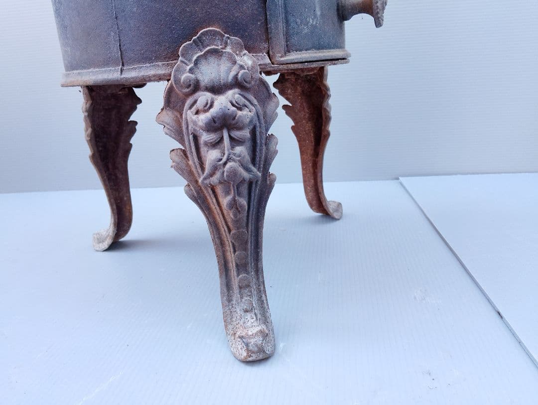 フランスストーブ 鋳物 鉄製 シャビー レトロ ヴィンテージ(あ46)