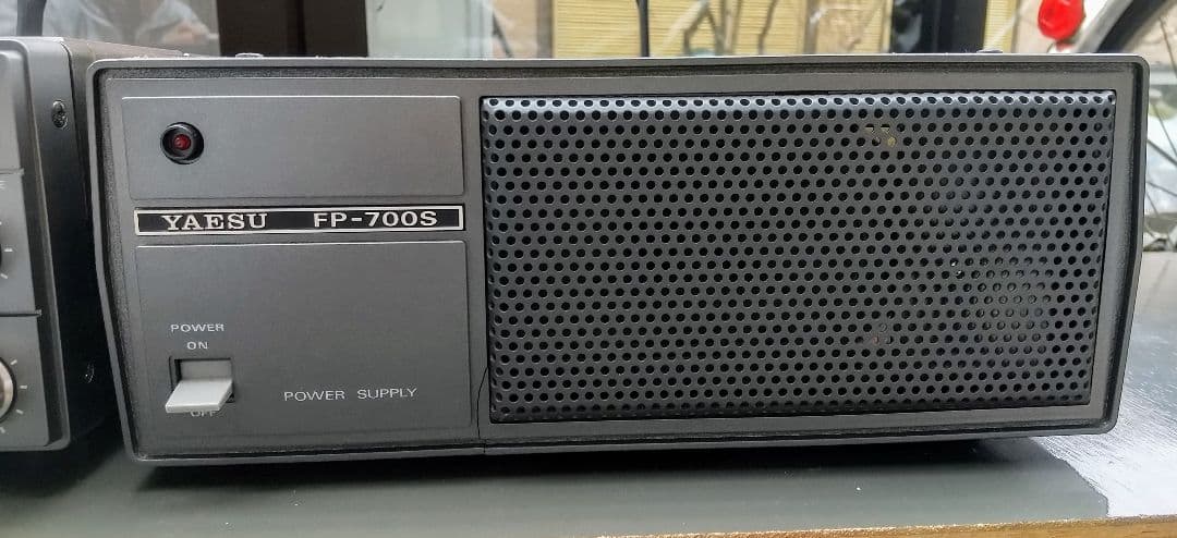 YAESU　FT-757SX（10wタイプ）　HF帯トランシーバー