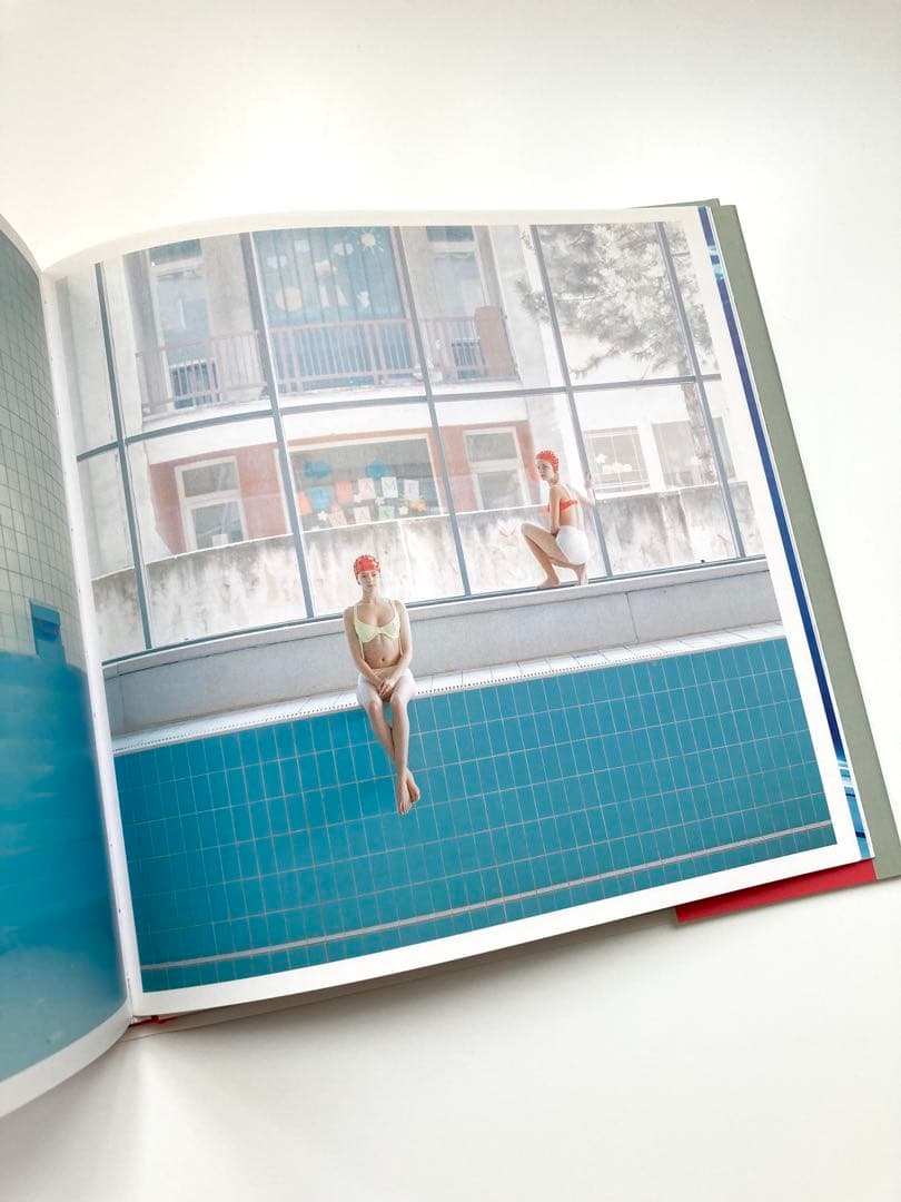 Maria Svarbova 「 Swimming Pool 」東欧プール写真集