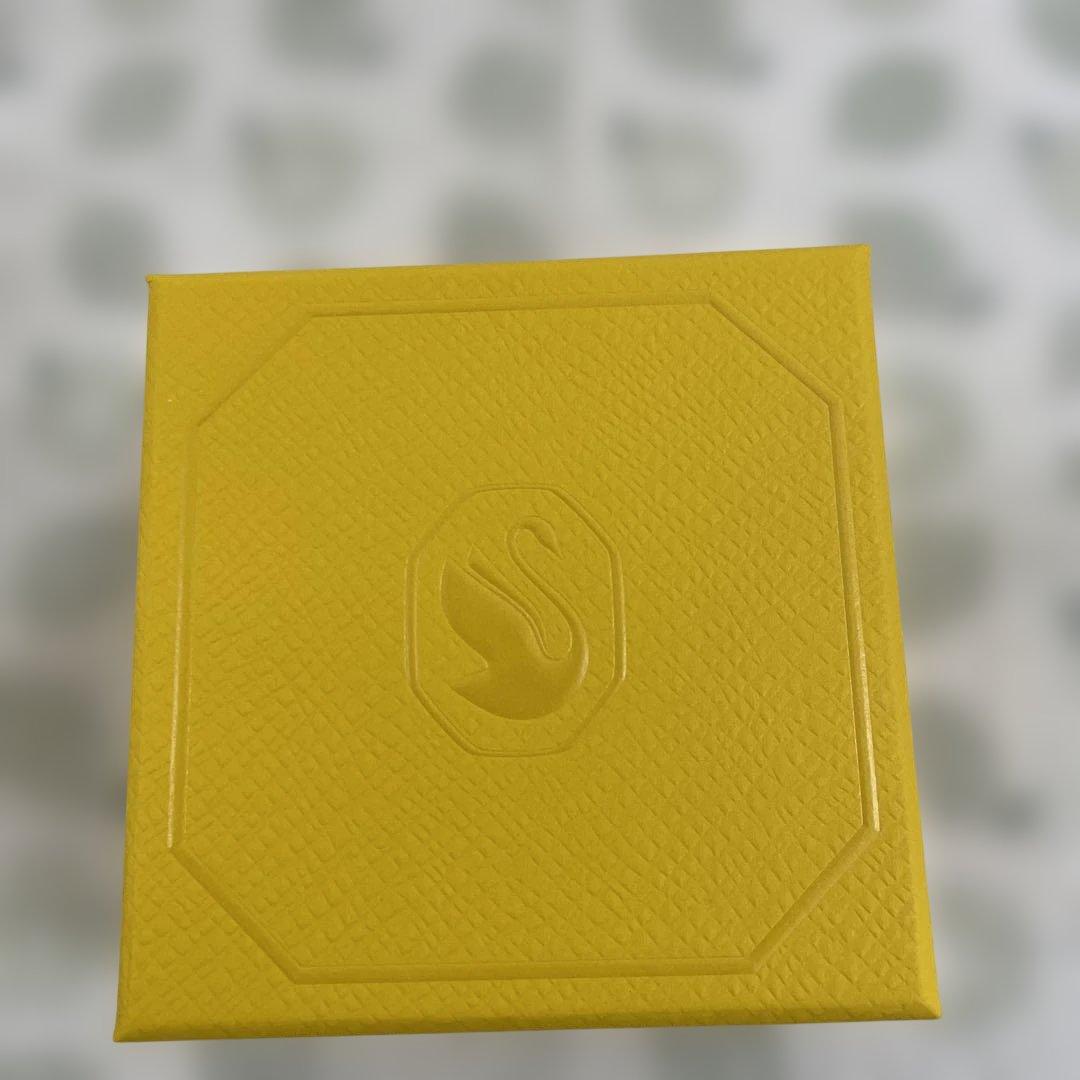 置物 11330Swarovski Kris Bear Sending YouLove