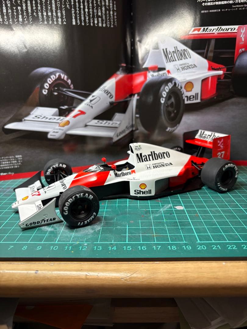 マクラーレンホンダMP4/5B 1/20