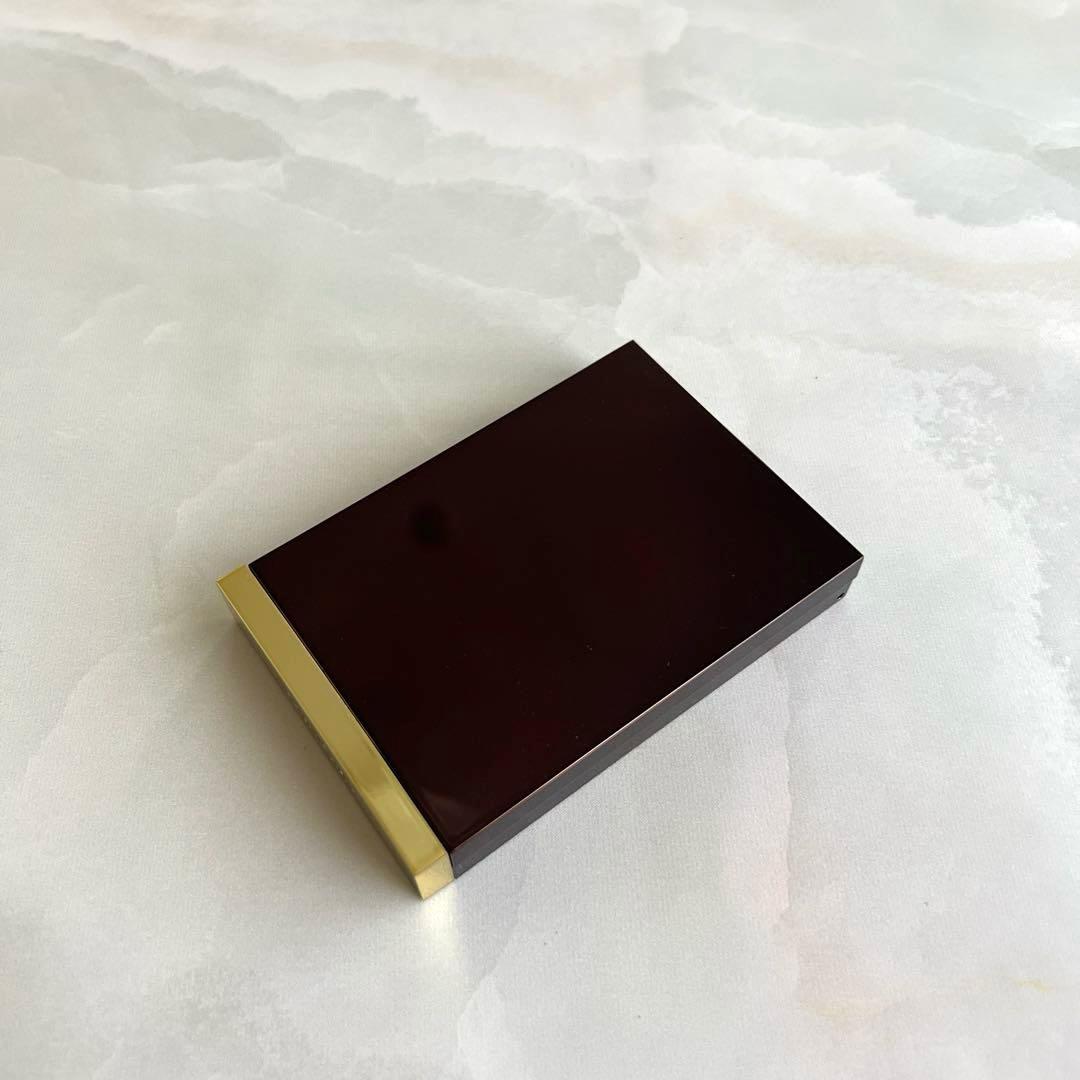 トムフォード　アイシャドウ　04A サスピション