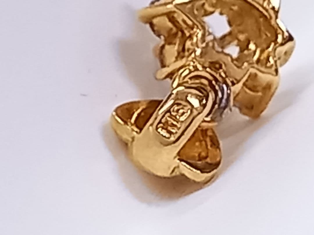 K18　ペンダント　18金　ダイヤモンド　0.48カラット