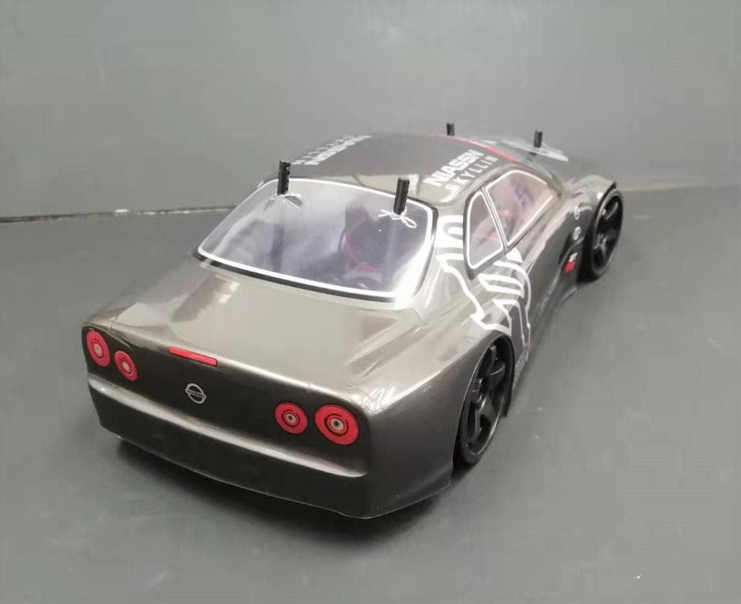 電池2個付き　1/10ドリフトラジコンカー　GTRガンメタリック　ターボ機能付