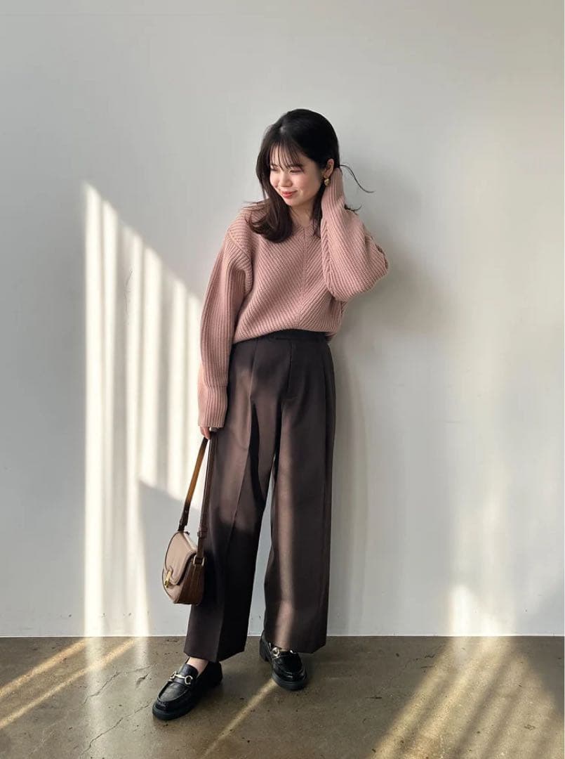 COHINA ワンタックストレートパンツ