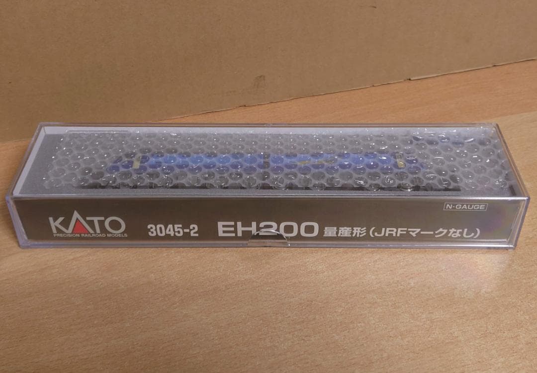 KATO 3045-2 EH200 量産形(JRFマークなし)