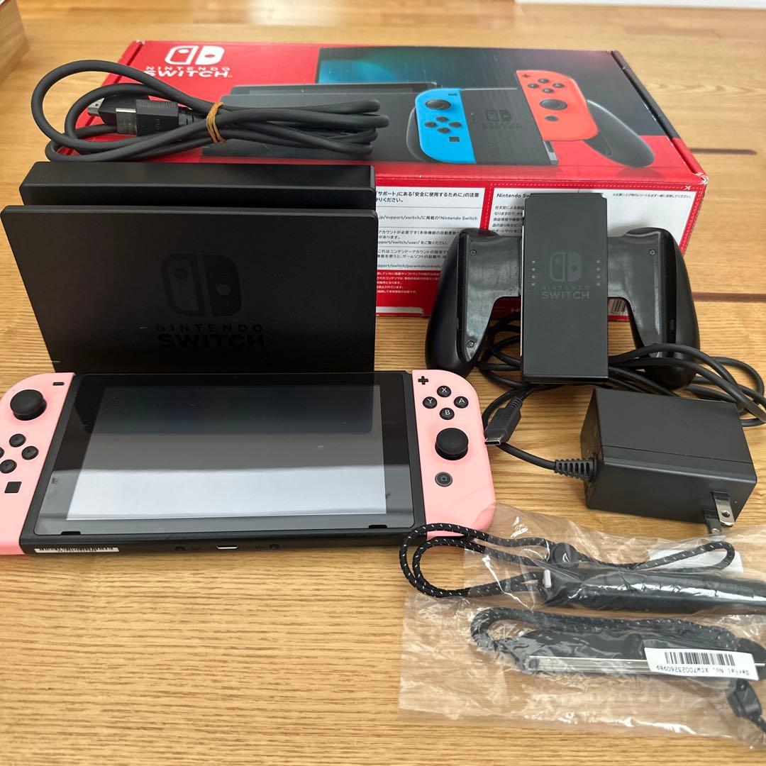 Nintendo Switch 本体 ピンク/黒