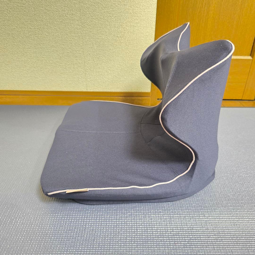 西川 keepsキープスクッション for beauty 骨盤サポートクッション