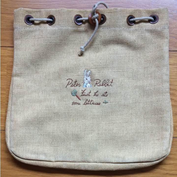 ピーターラビット 巾着袋 ファミリア