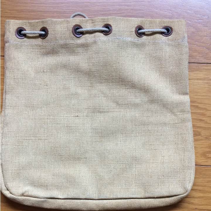 ピーターラビット 巾着袋 ファミリア