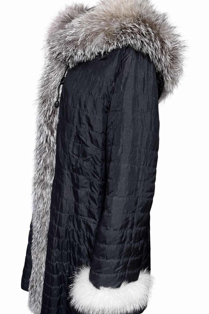 ノーザンワールド サガファー リバーシブル ファーコート シルク100%