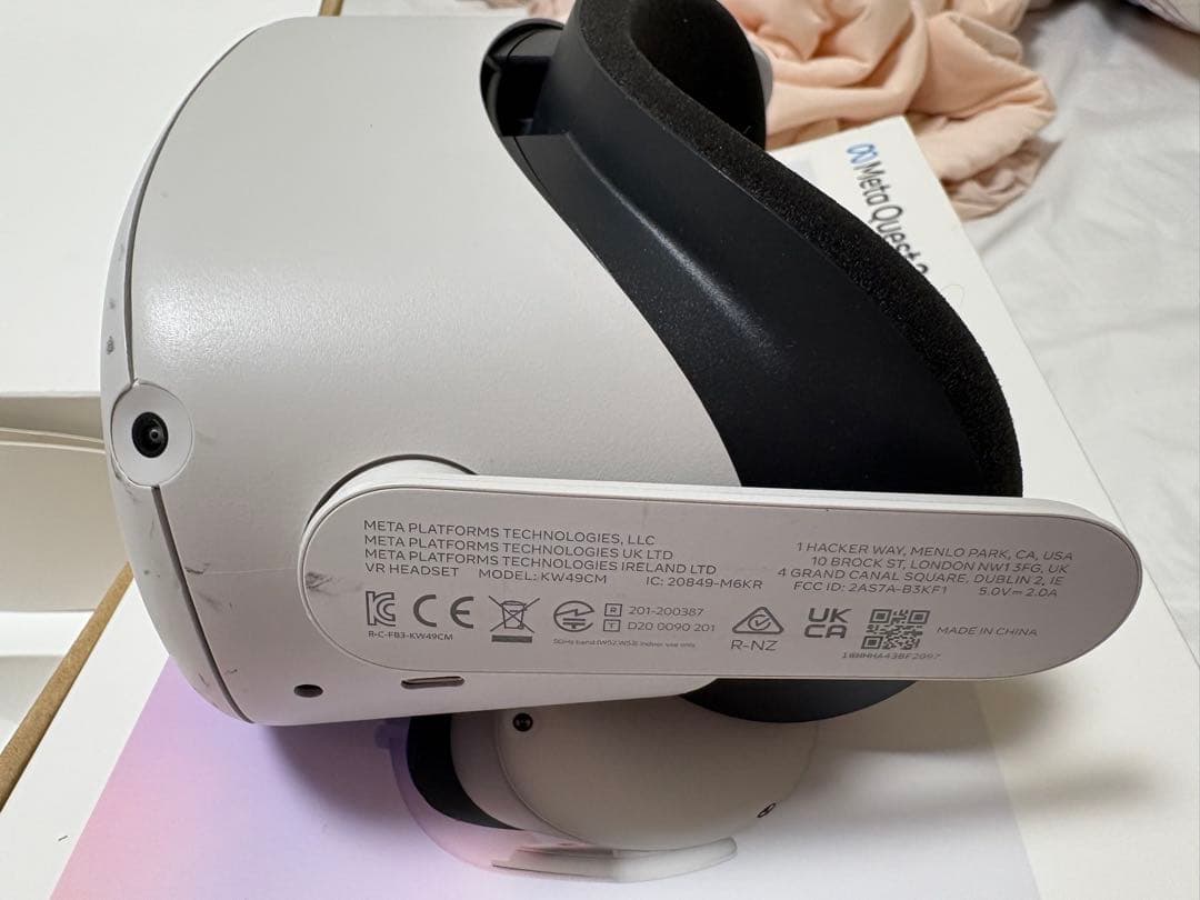  Quest 2 VRヘッドセット 128GB コントローラー付き