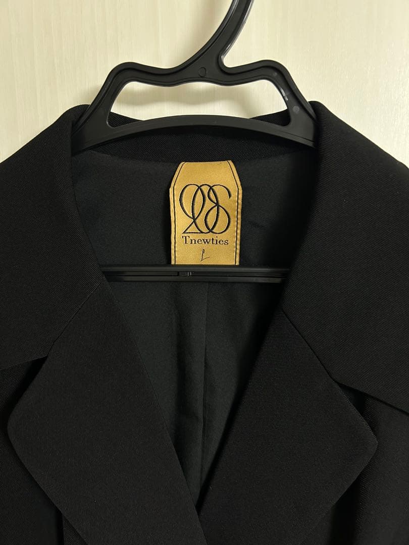 Tnewties (トゥエンティーズ)-悪魔を演じて