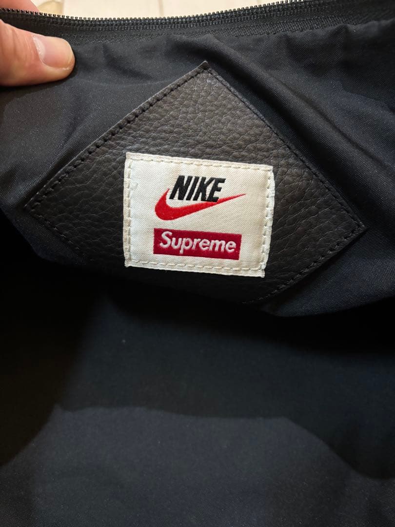 Supreme Nike ボストンバッグ 黒