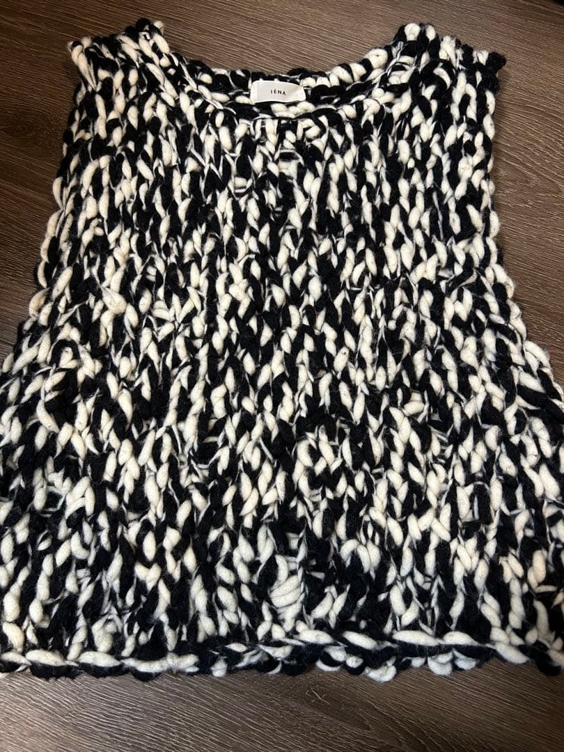 最終値下げ。IENA：PECCIビッグスラブベストです。