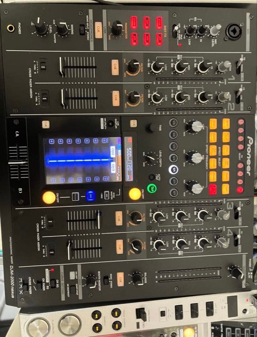 Pioneer DJ DJM2000nexus外箱付き