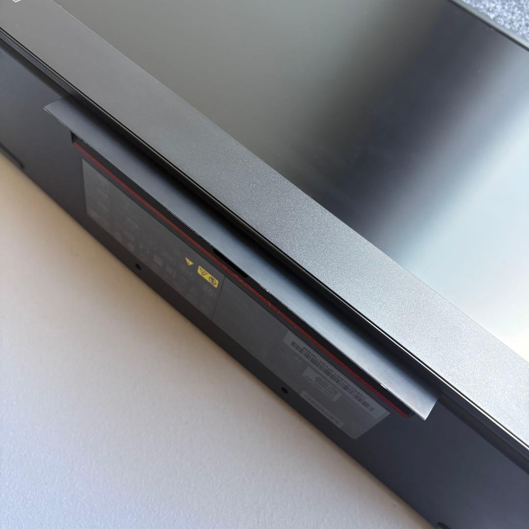 Lenovo ThinkVision 15.6インチ モニター 本体