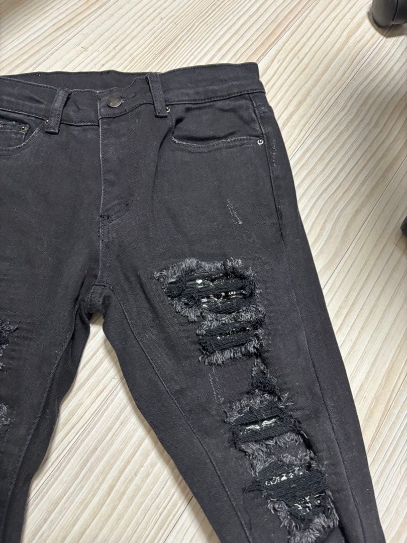 mnml ミニマル ブラックスキニーデニム 28サイズ ダメージジーンズ