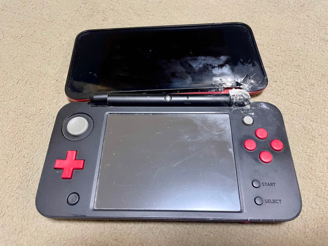 Nintendo 他ゲーム機本体 NEWニンテンドー2DS LL 箱有り