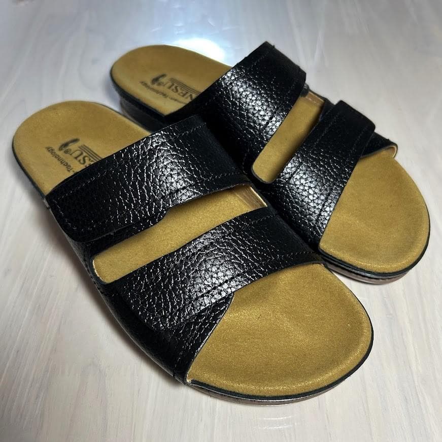 専用出品　新品 25㎝ 009BK ベネッシュ外履きサンダル 黒 ベネシュ