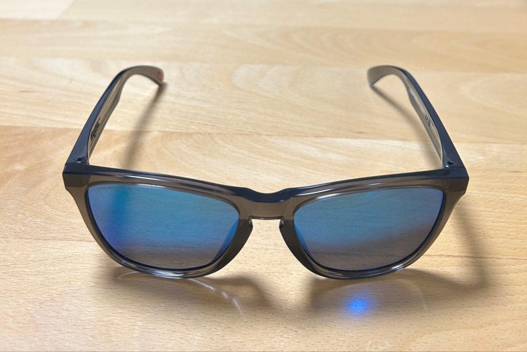 【美品】OAKLEYオークリーサングラス9245FROGSKINSフロッグスキン