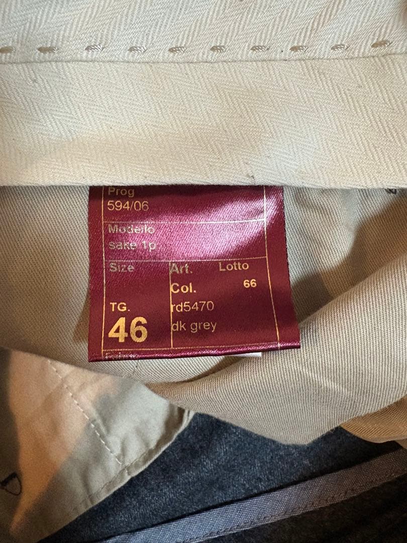 【美品】BERWICH SAKE ベルウィッチ イタリア製 美脚