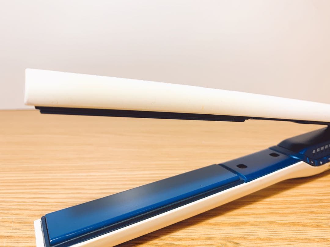 【お買得✨】ヘアビューロン　3Dストレート