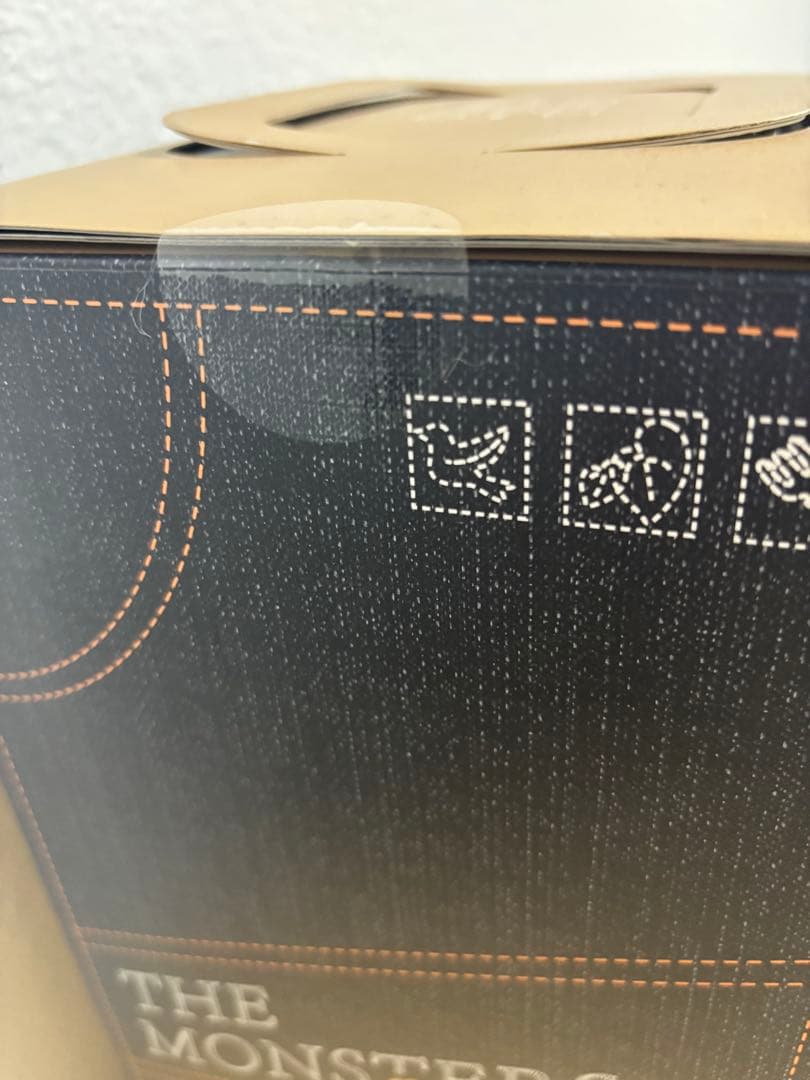 ポップマート　ラブブ　FALL IN WILD ぬいぐるみ