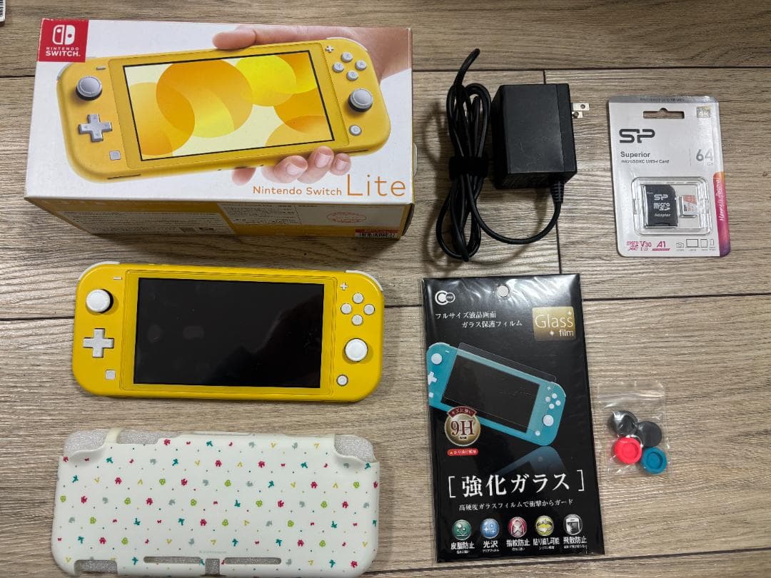 ■動作確認済■Switch LITE■イエロー■スティック交換済■おまけ付■