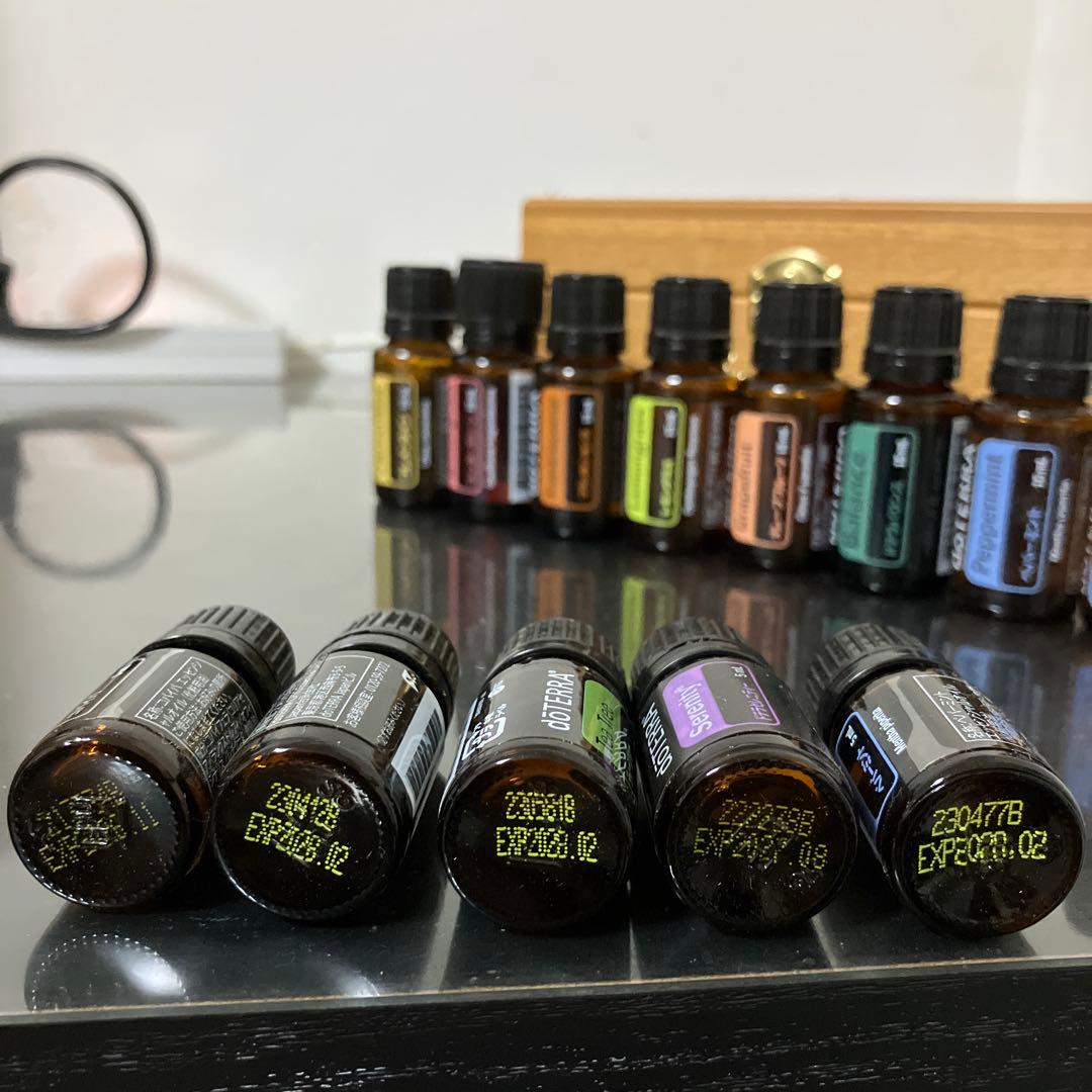 doTERRA エッセンシャルオイル 13本セット　木箱付き
