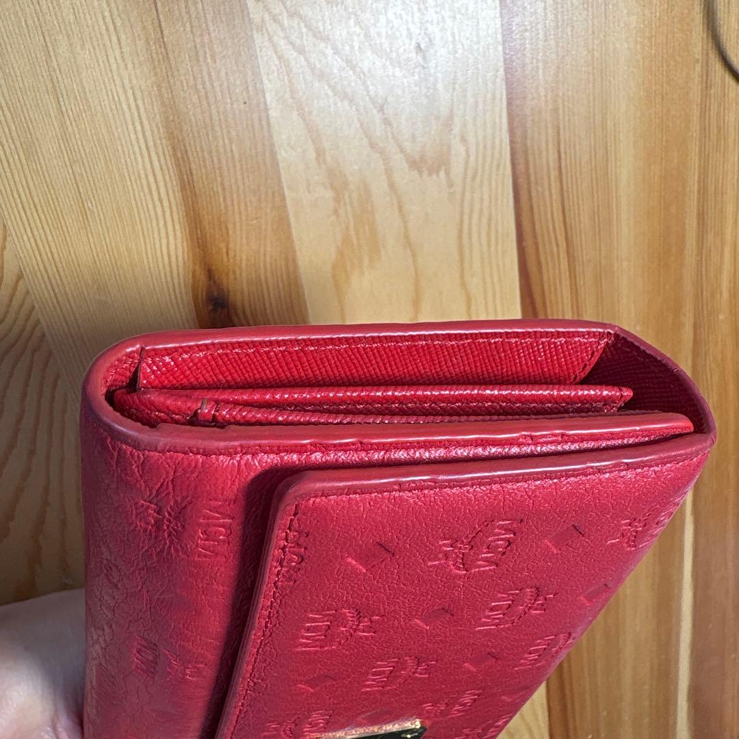 MCM赤レザー.ロゴ型押し箱あり三つ折り長財布.財布.韓国