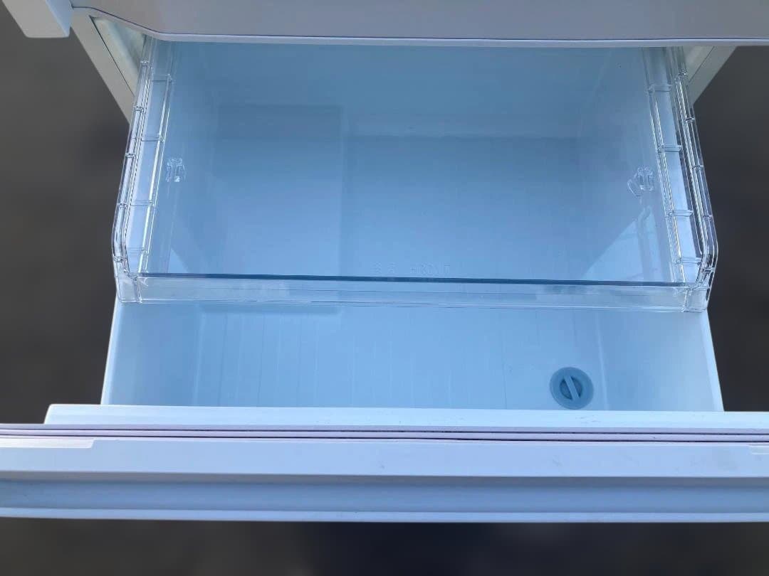 状態良好！東芝 3ドア冷凍冷蔵庫 GR-V33SC（WU）326L 2023年製