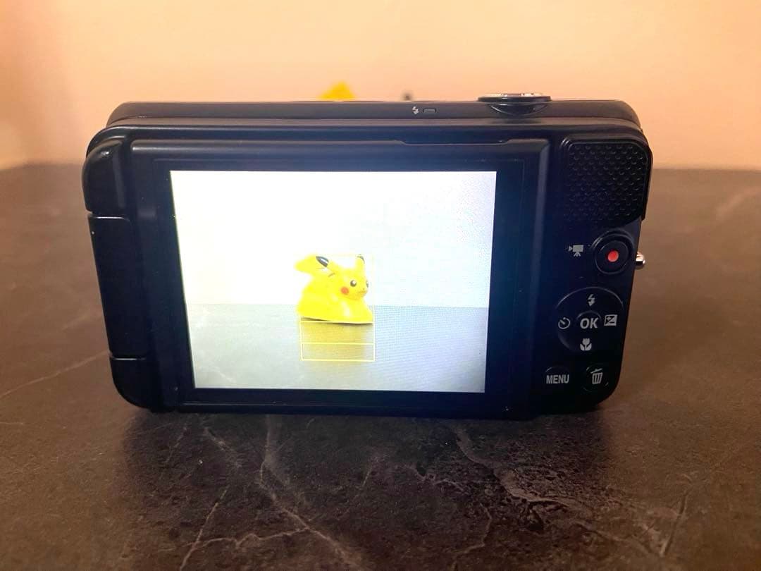 美品 Nikon COOLPIX S6600 ブラック デジカメ デジタルカメラ