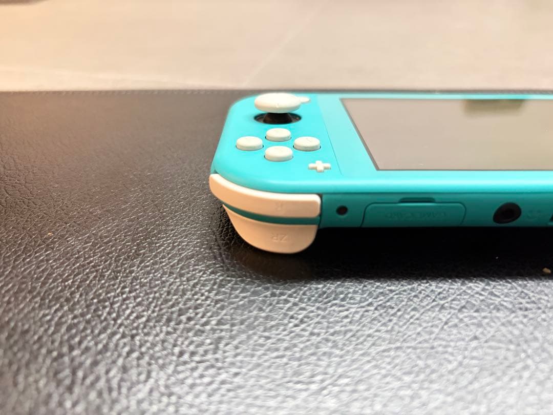 【箱付】Nintendo Switch Lite ターコイズ　（64Gカード付）