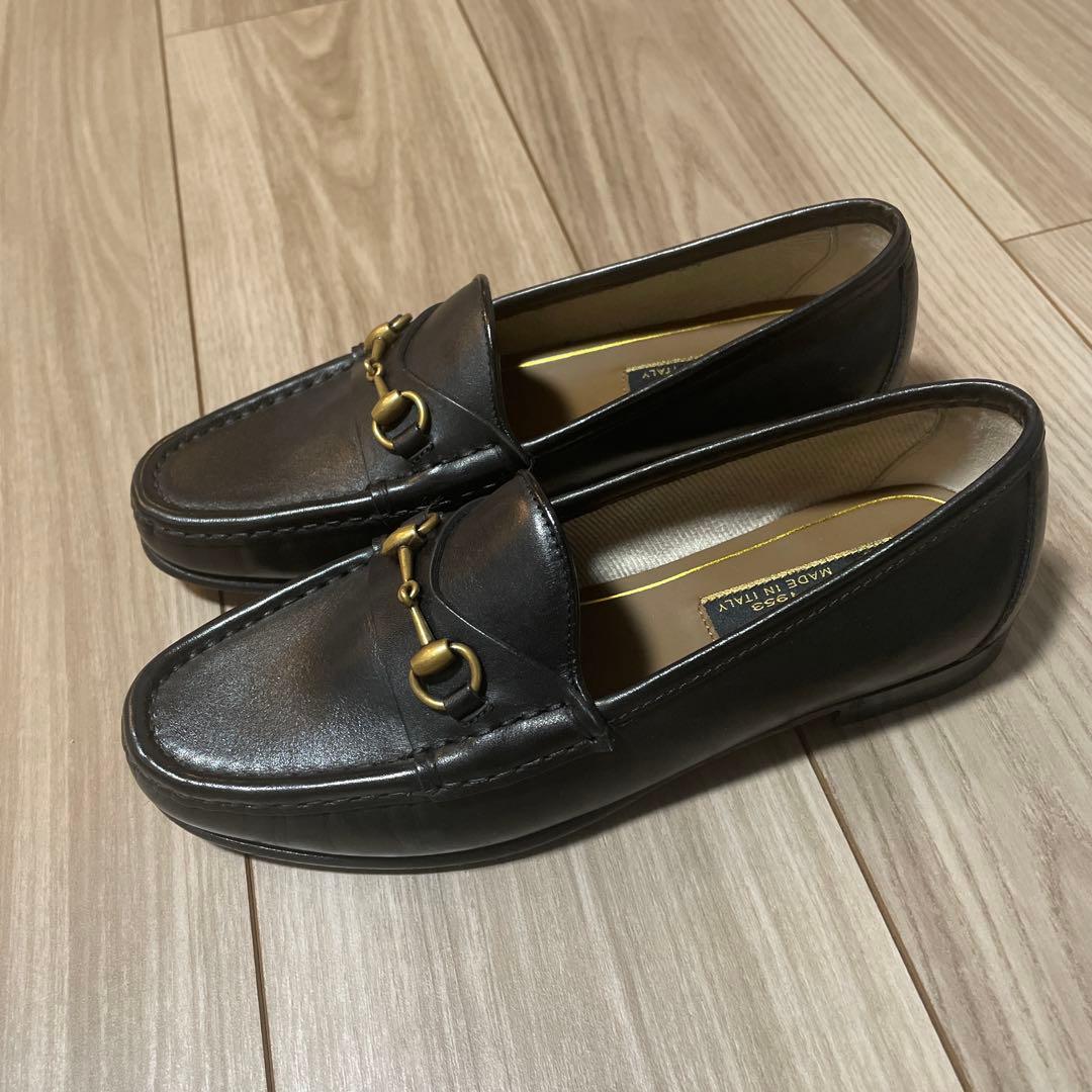 【新品未使用】GUCCIブラックレザー ローファー ゴールド金具34.5/22㎝