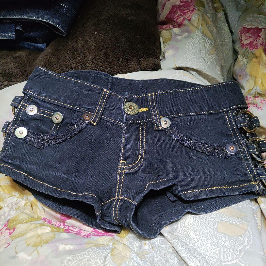 ダークブルー ショートパンツ レース付き