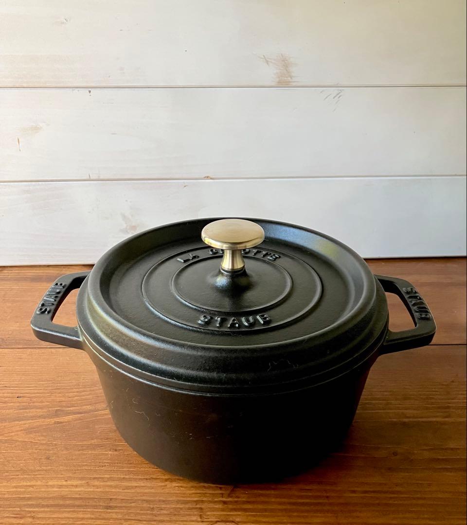 staub ココットラウンド ブラック18cm