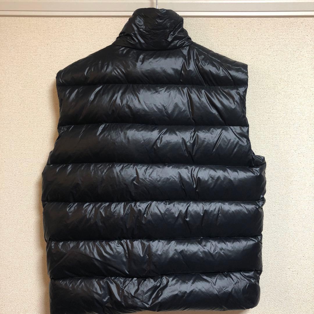 MONCLER ダウンベスト2