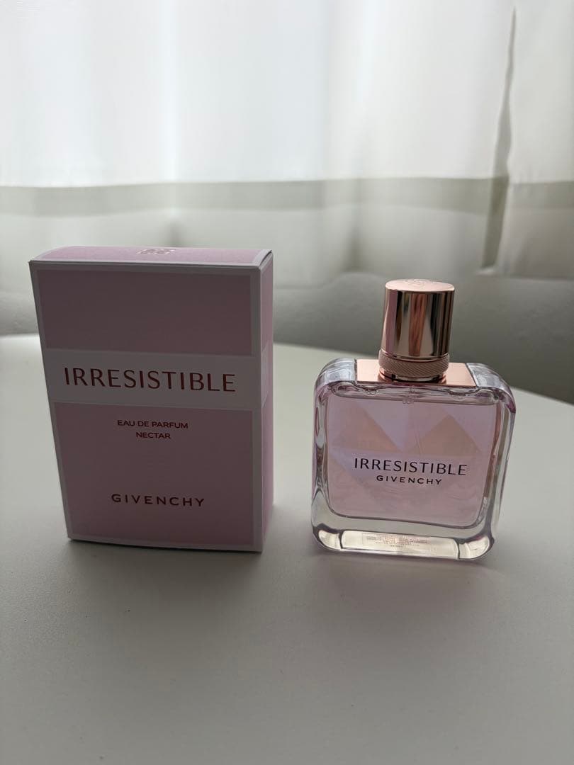 【未使用】IRRESISTIBLE GIVENCHY オードパルファム 50ml