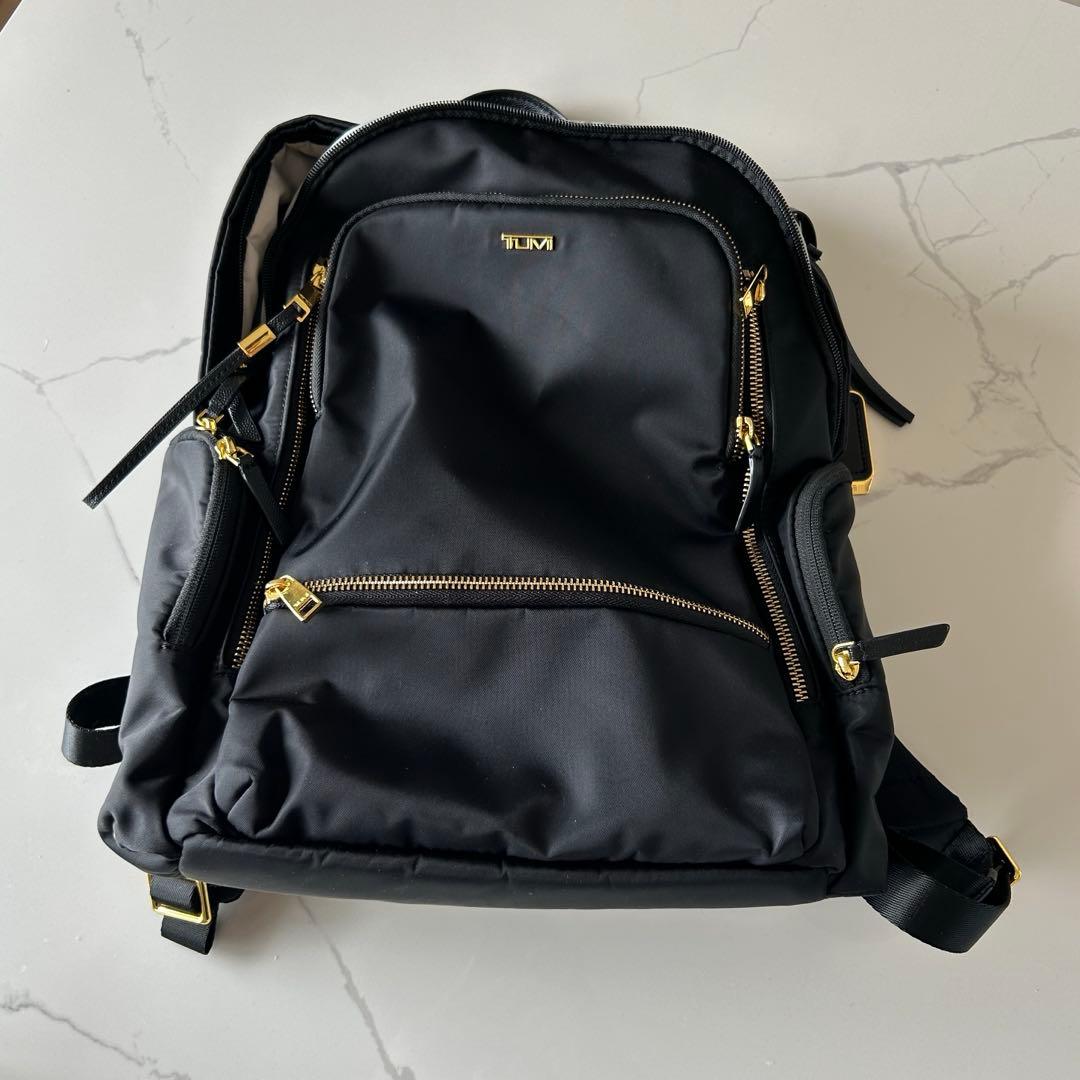 お値引き中　美品　TUMI セリーナ ゴールドジッパー　タグあり