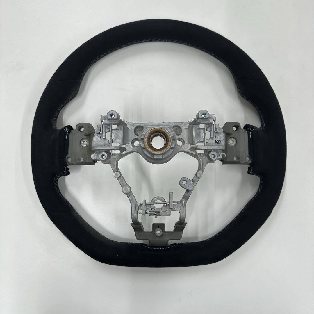 STI ウルトラスエードステアリング