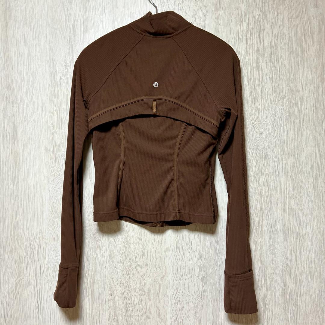 ルルレモン クロップ Define ジャケット リブNulu