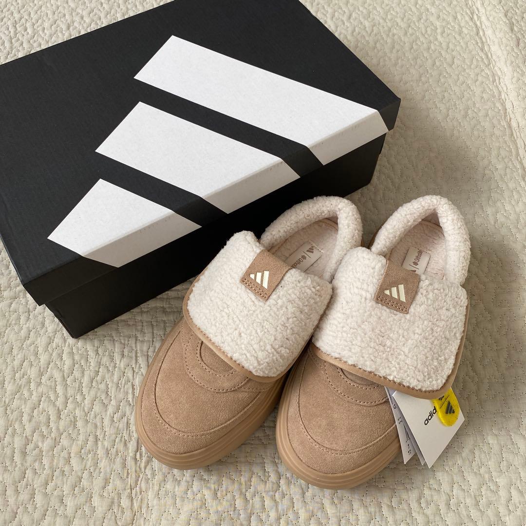 新品　adidas グランドコートミュール　JS4998 23.5