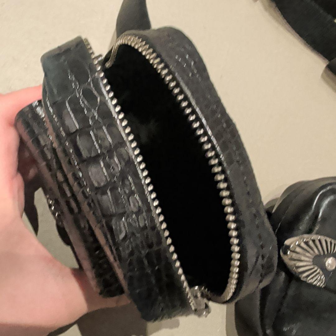 TOGA PULLA ブラック ボディバッグ・ウエストポーチ