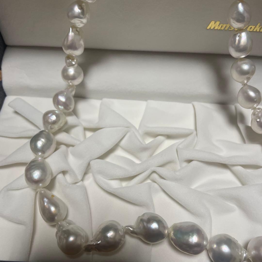【最終値下げ】バロックパール ネックレス ケース・鑑定書付き