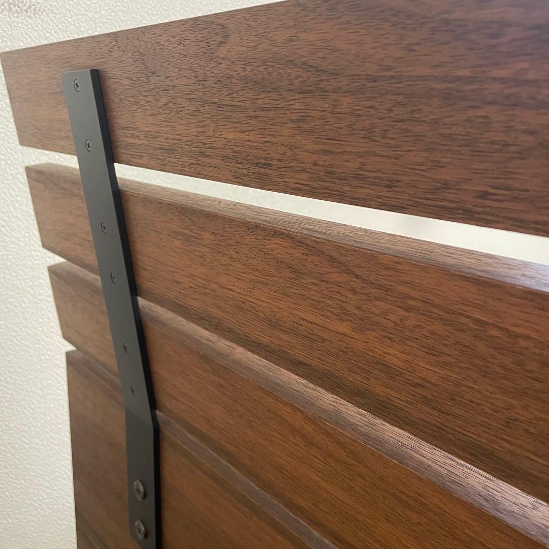 ACTUS 木製ダブルベッドフレーム